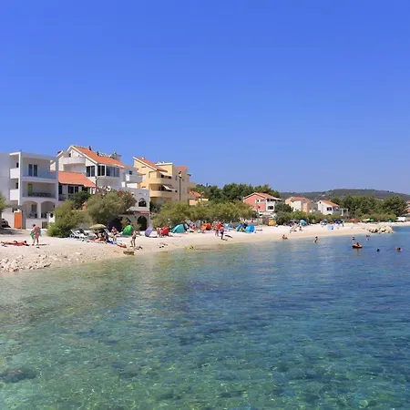 16131d * Slatine